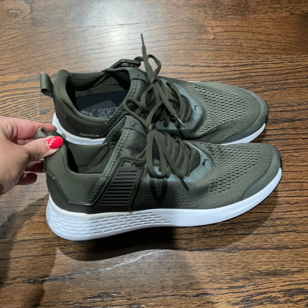 Mens puma olive green sneakers